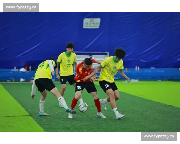 新手如何快速理解足球比赛规则与精彩瞬间的解读技巧 - 副本 (2)