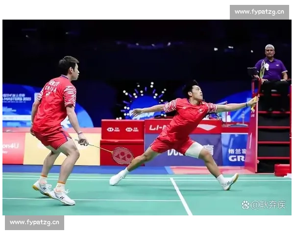 激烈对决下的羽毛球赛场技巧与胜利策略全解析 - 副本 - 副本 (2)